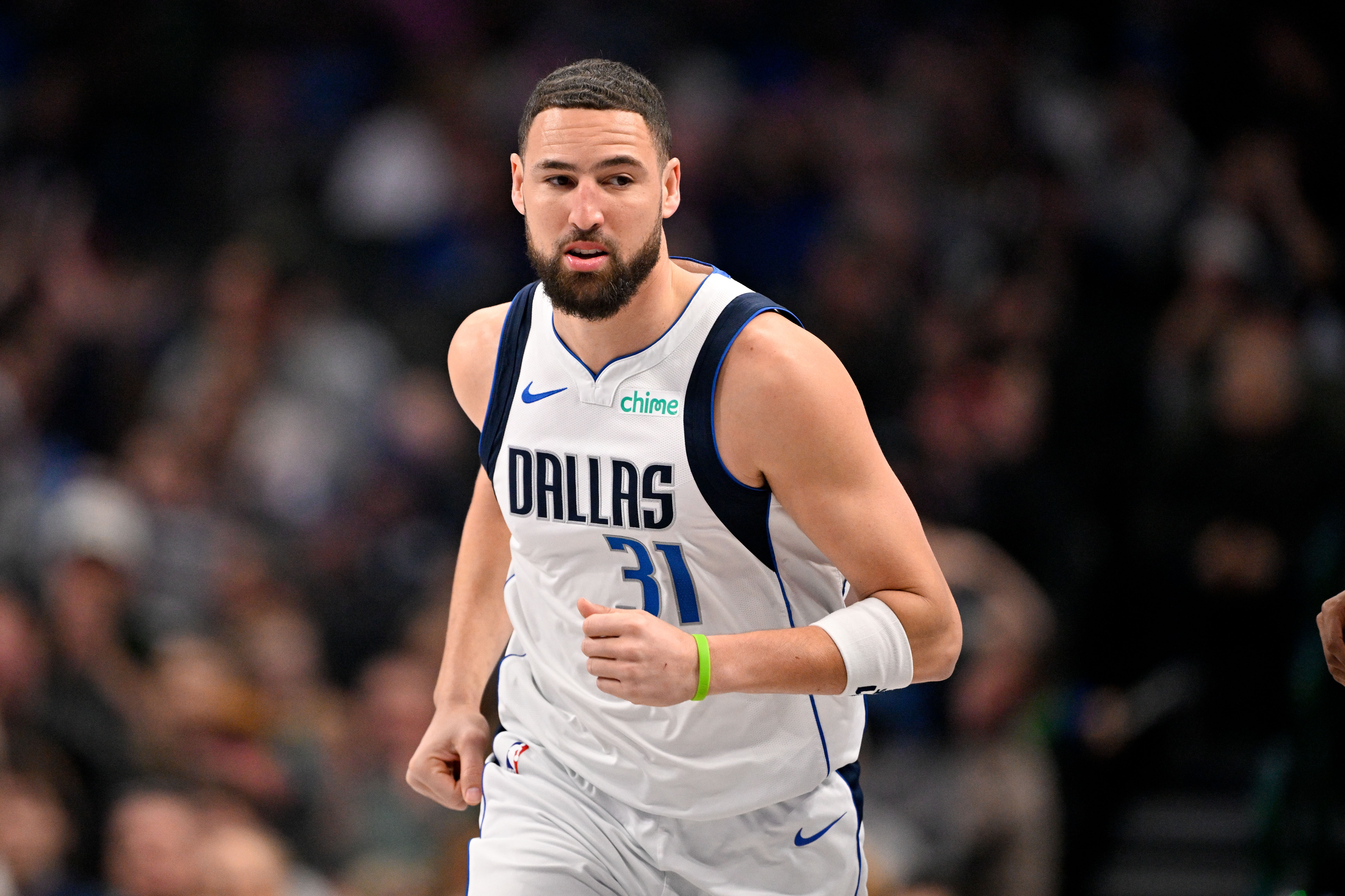 马绍尔:克莱放下身段担任替补 为球队牺牲 我敬佩他的职业态度