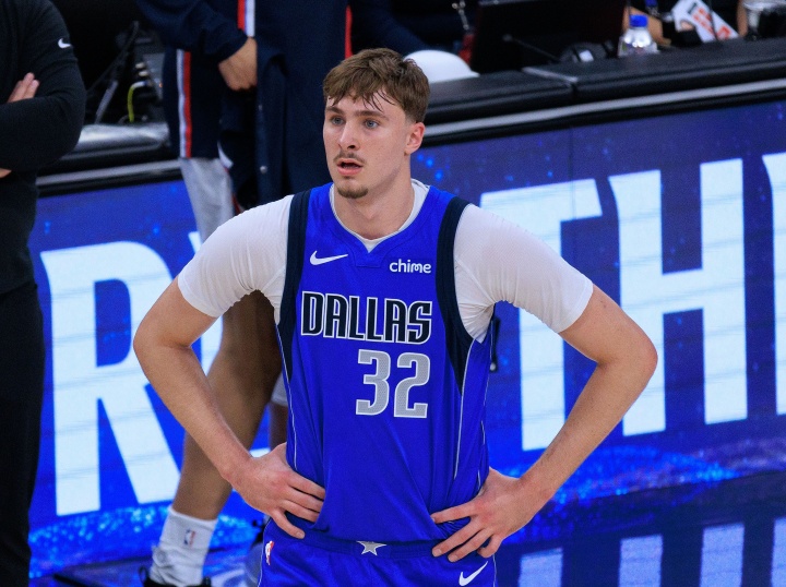 福彩3D-NBA三四月红黑榜:有人换队成诈骗犯 东皇展示最强形态