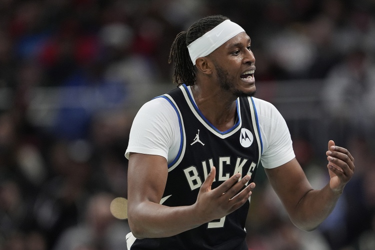福彩3D-NBA三四月红黑榜:有人换队成诈骗犯 东皇展示最强形态